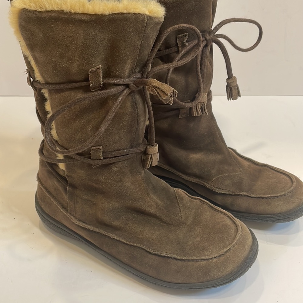 CAMPER Industrial Afelpado Arena Suede and Faux Fur Lined Moccasin Boots…